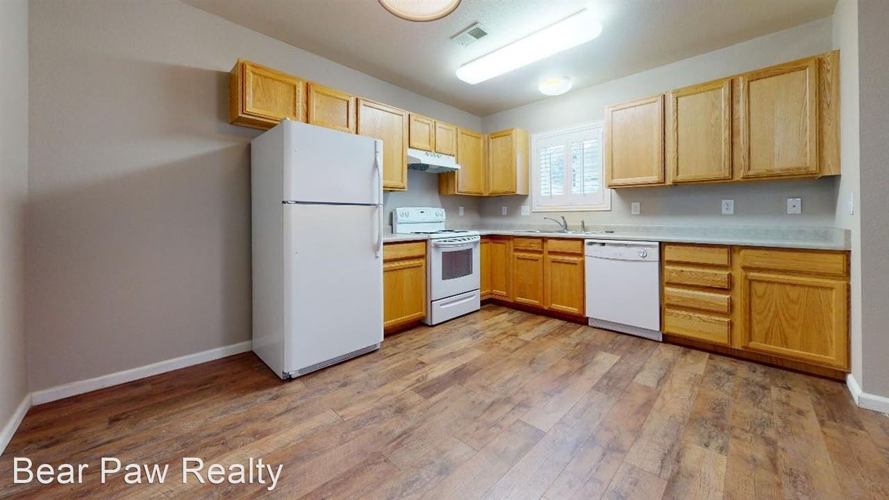 202 Country West Rd #C - Photo 2 of 13