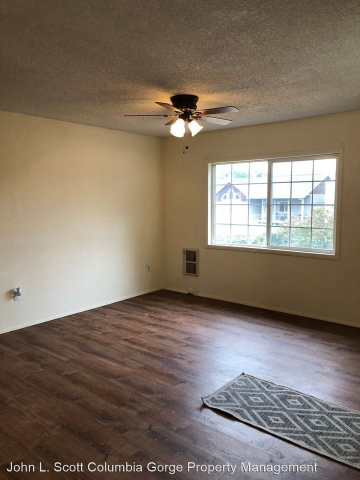 308 D St - Photo 3 of 7