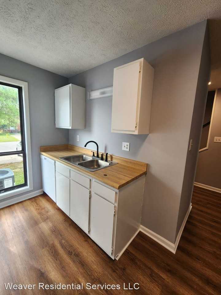 1405 Tangora Ln - Photo 3 of 9