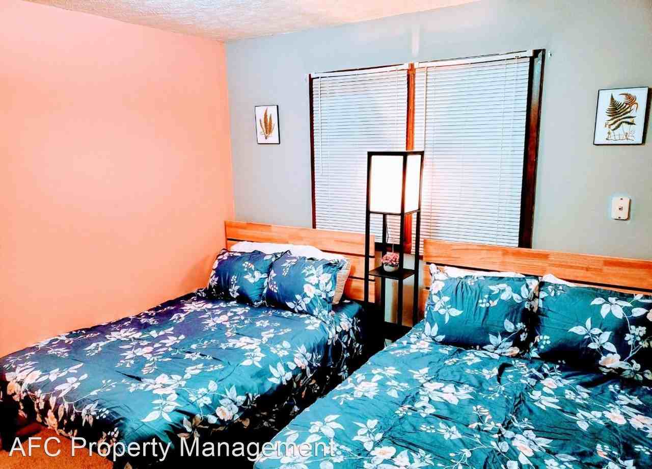 1427 N. 20th Street - Photo 2 of 9
