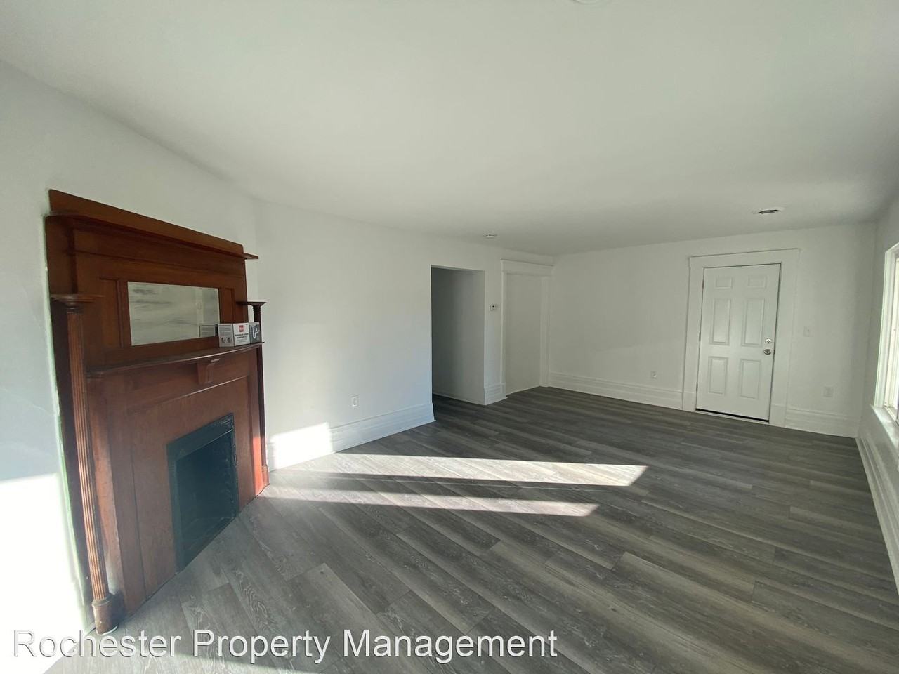 2 bed 1 bath apartment for lease in Algonac! - Photo 2 of 12