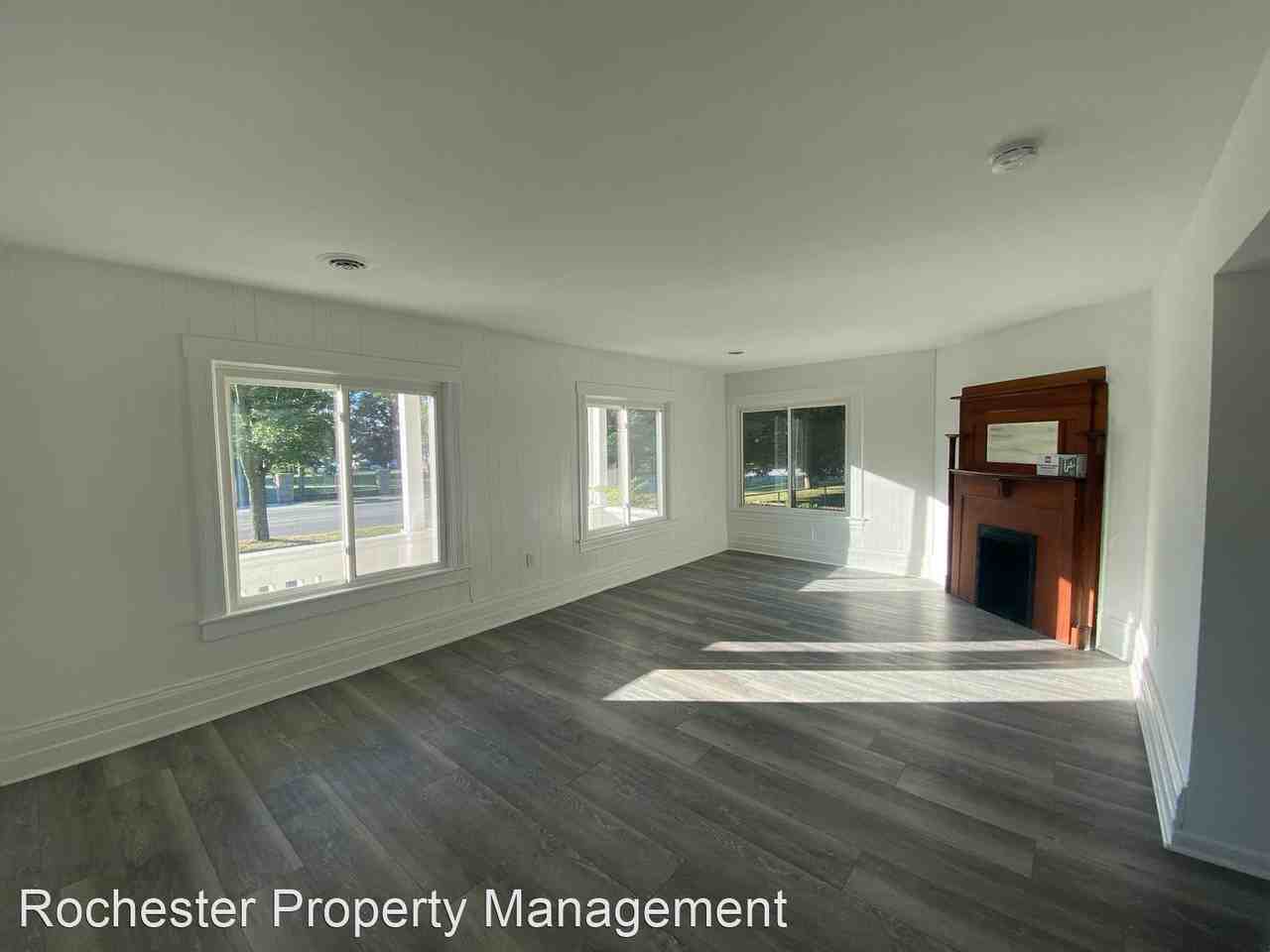 2 bed 1 bath apartment for lease in Algonac! - Photo 3 of 12