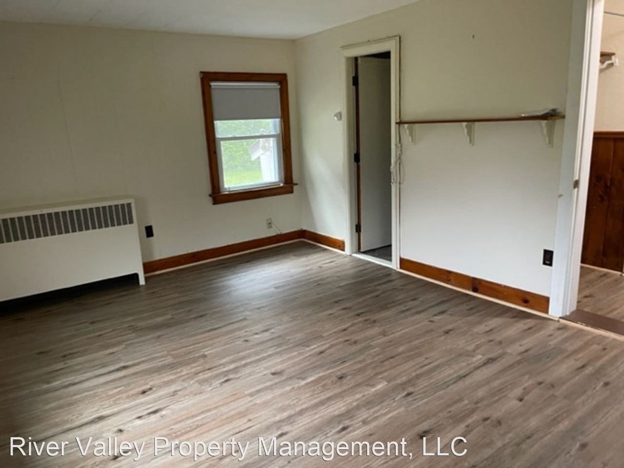 814 Ryegate Road - Photo 3 of 12