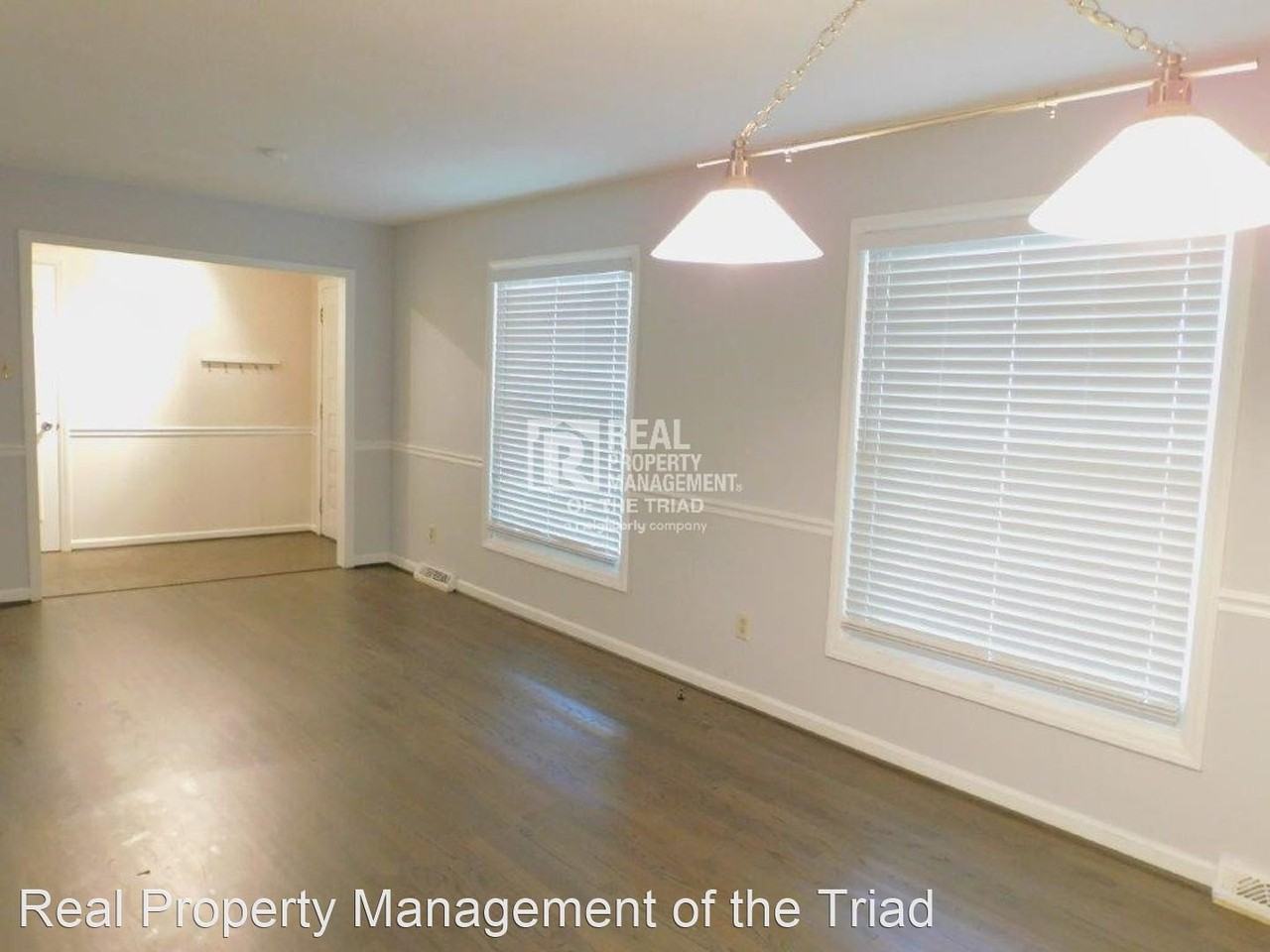 2209 Hathaway Dr - Photo 3 of 23