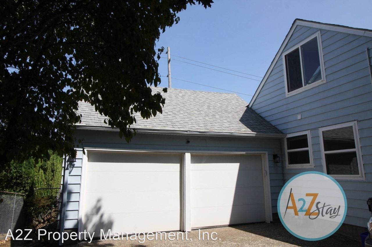 1335 Windsor Dr - Photo 3 of 22