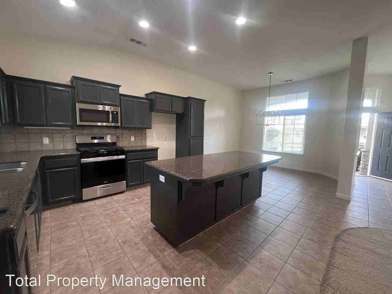 2044 Stagecoach Pl - Photo 3 of 20