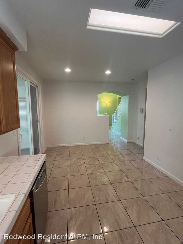 4257 Quimby St - Photo 3 of 17