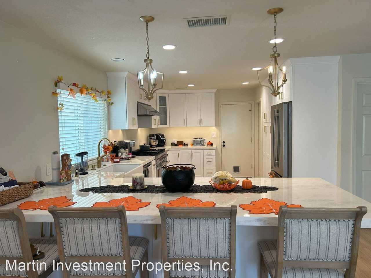 25311 Misty Rdg - Photo 2 of 12