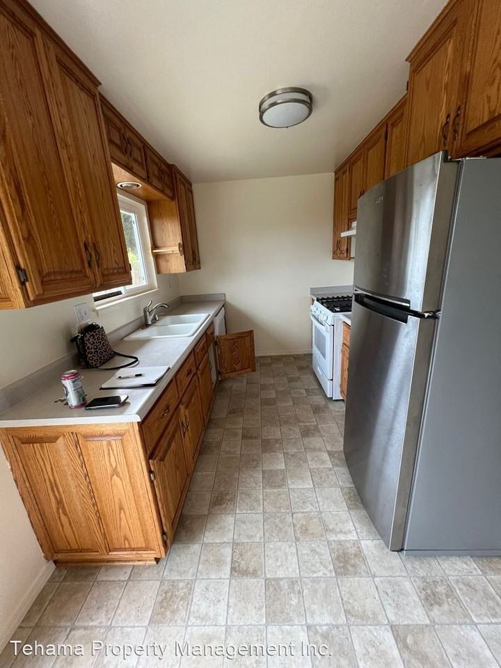 20462 Womack Rd - Photo 2 of 10