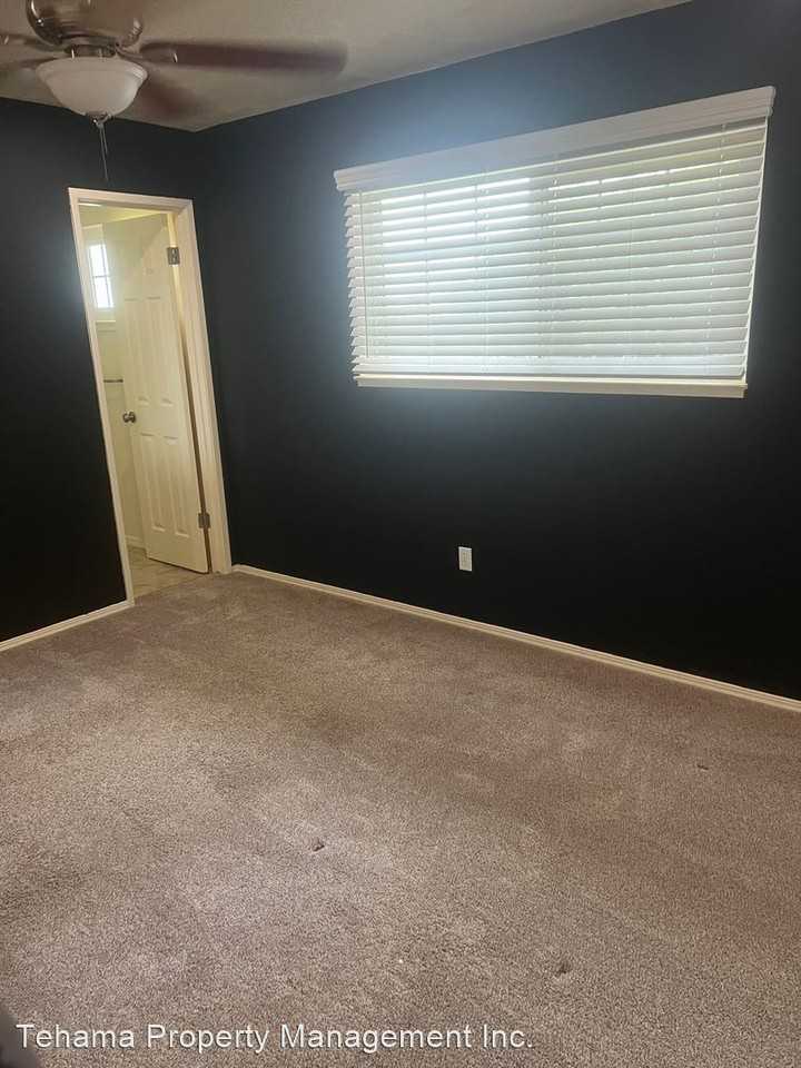 20462 Womack Rd - Photo 3 of 10