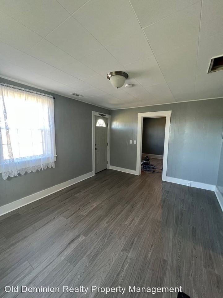 3926 Snapps Creek Rd - Photo 2 of 7