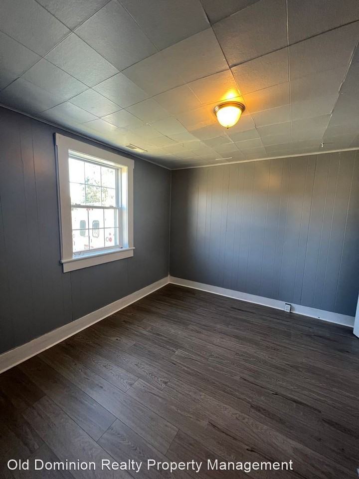 3926 Snapps Creek Rd - Photo 3 of 7