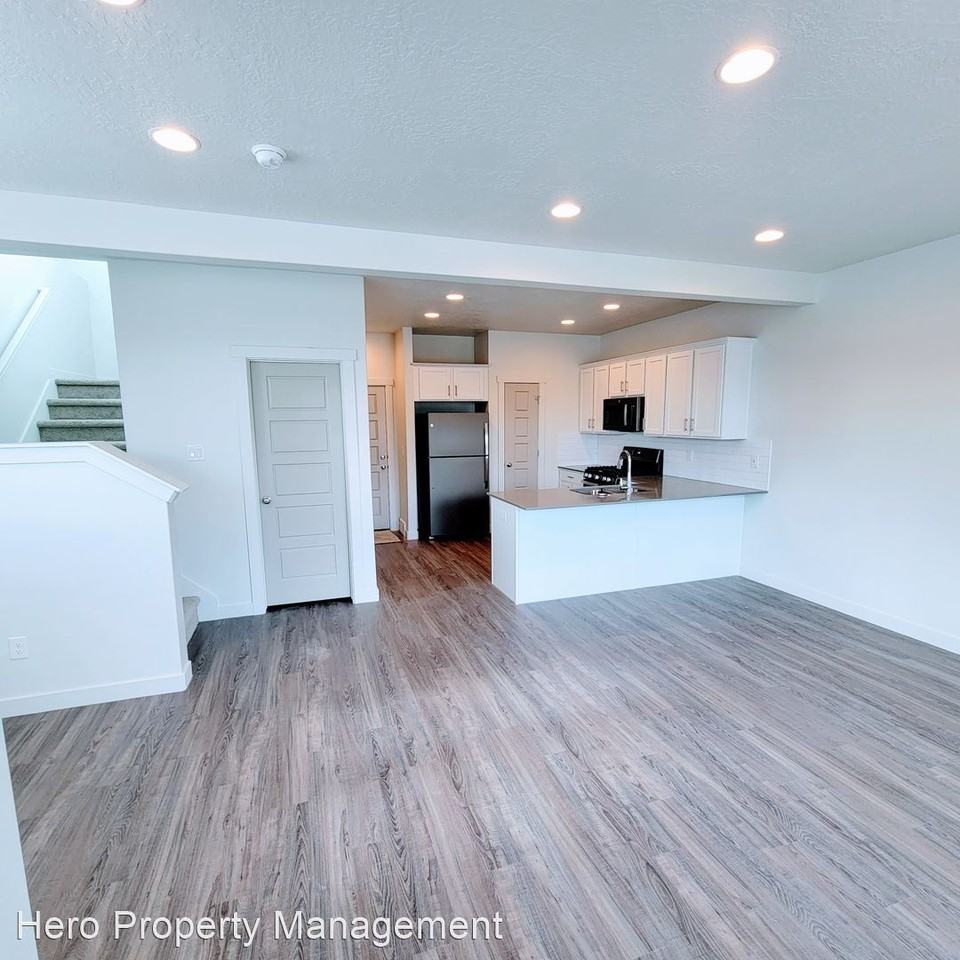 2628 S Palisade Lake Ln - Photo 2 of 29