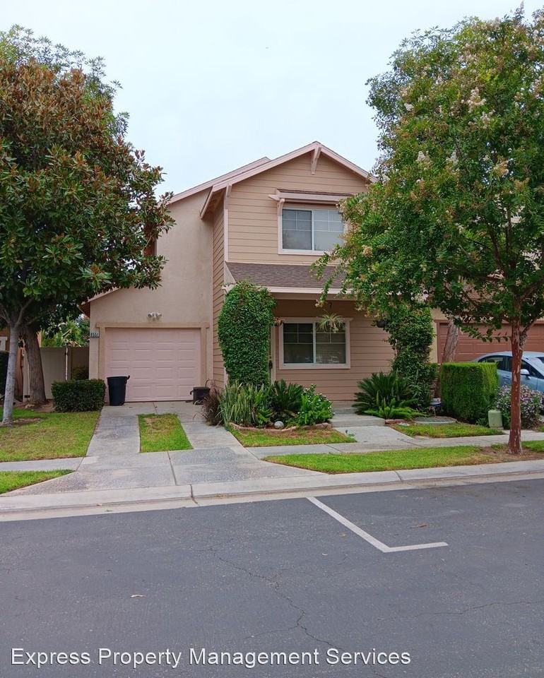 8551 Lorisa Way - Photo 3 of 10