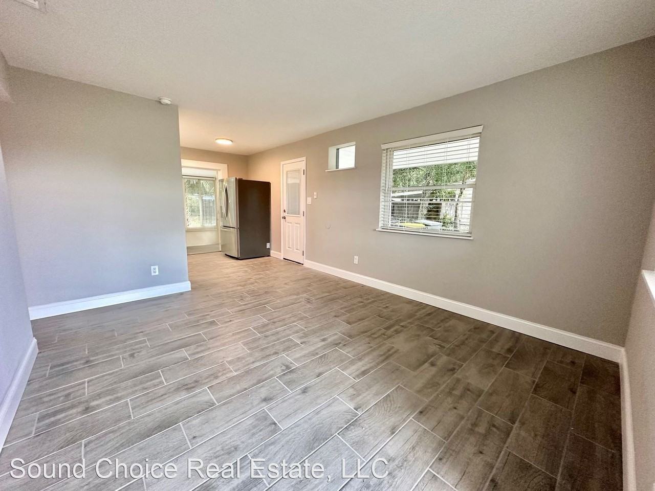 113 Robinwood Dr Sw - Photo 2 of 15