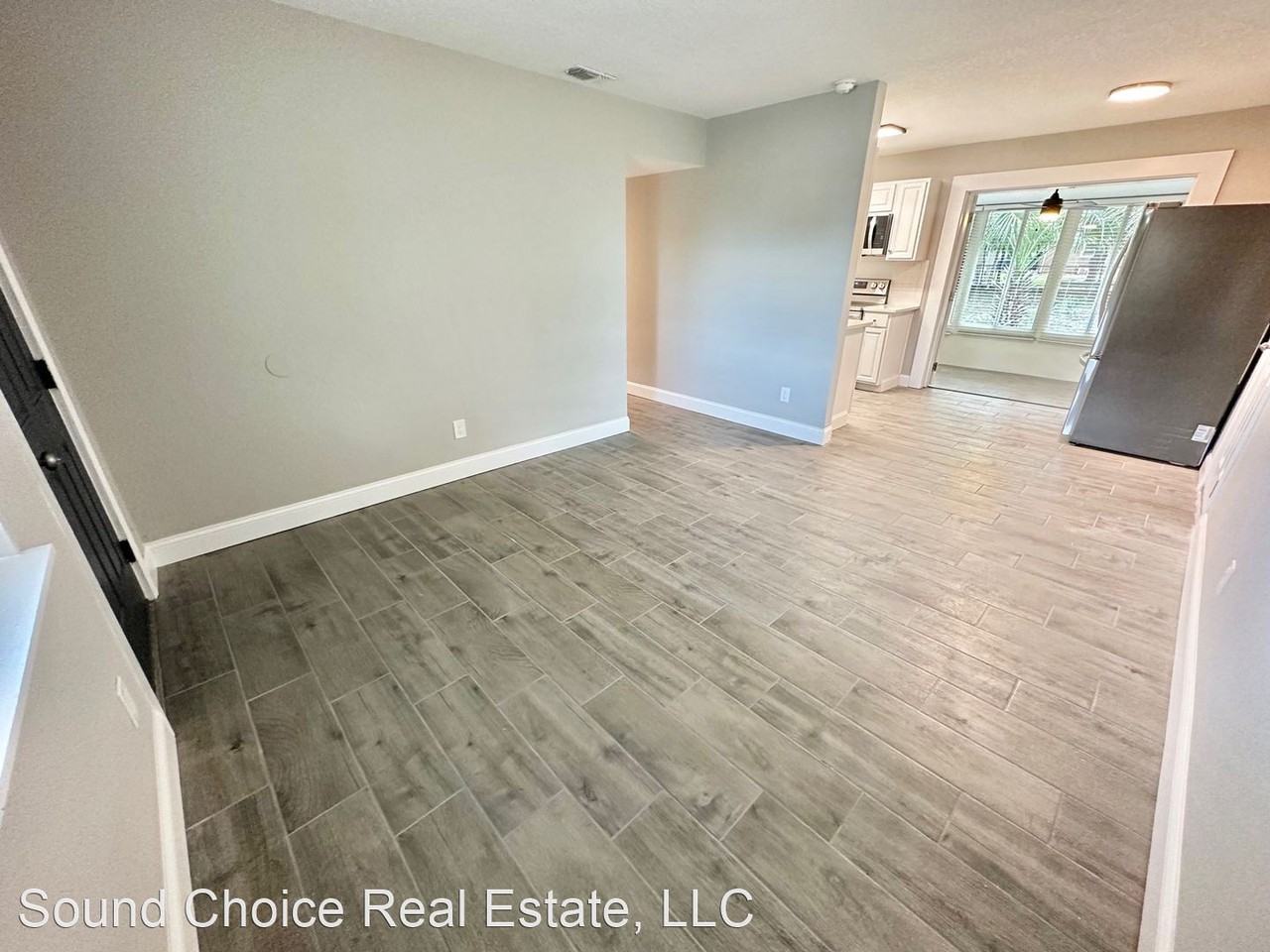 113 Robinwood Dr Sw - Photo 3 of 15