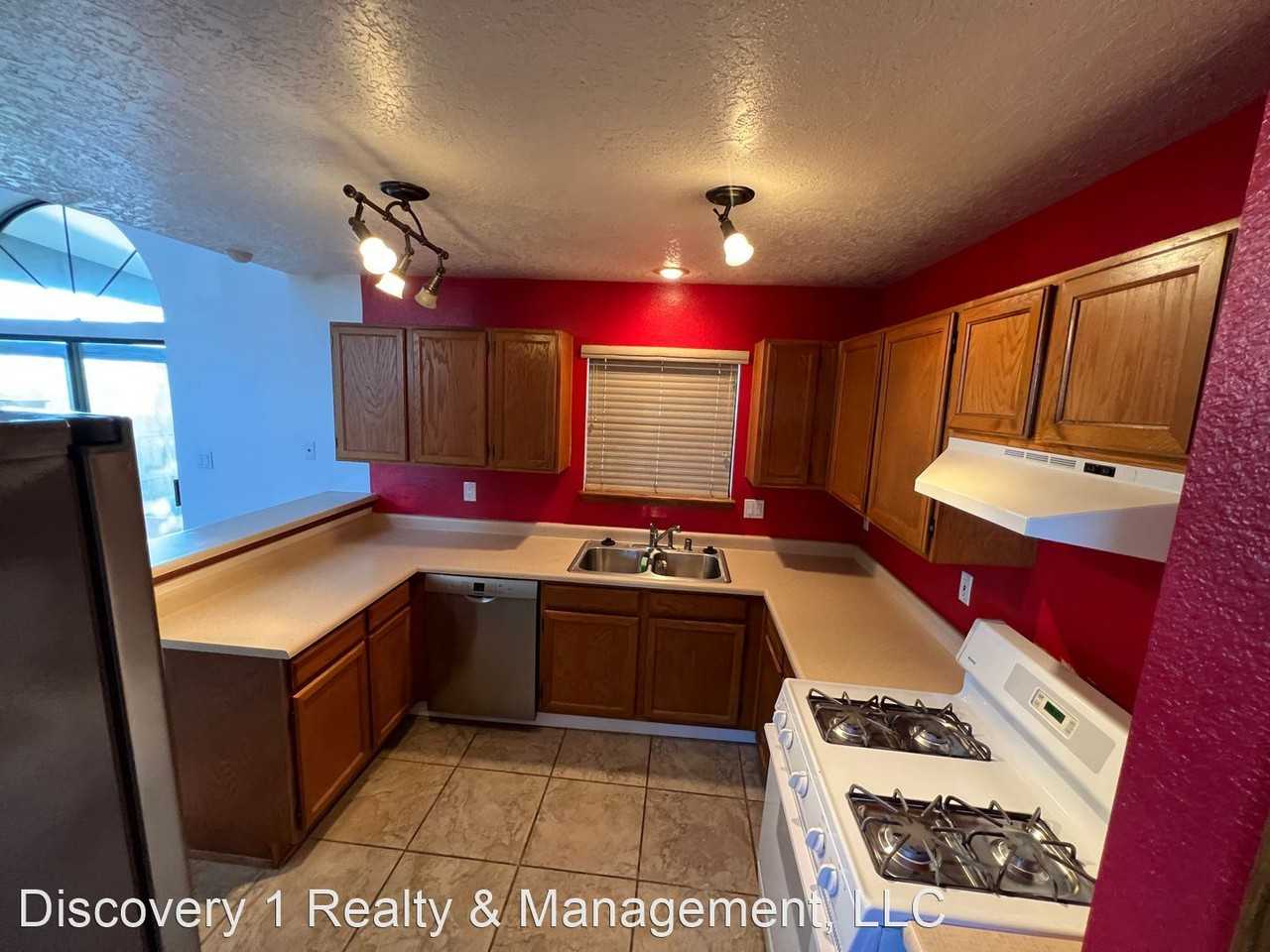 4200 Spanish Broom Ave Nw - Photo 2 of 8