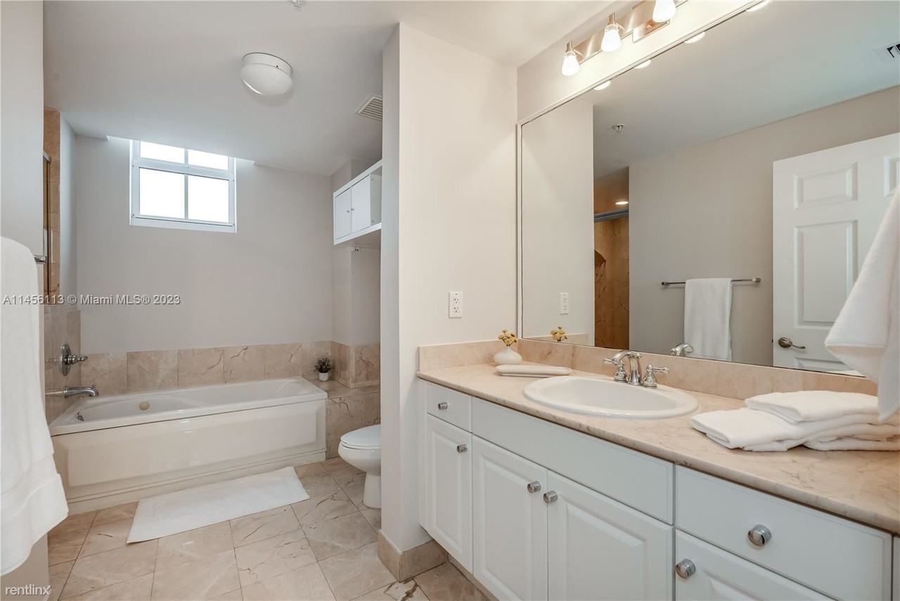 357 Almeria Ave #1505 - Photo 2 of 7