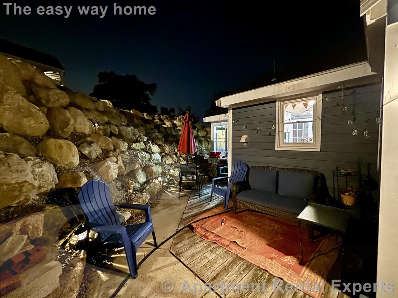 768 Main St - Photo 2 of 17