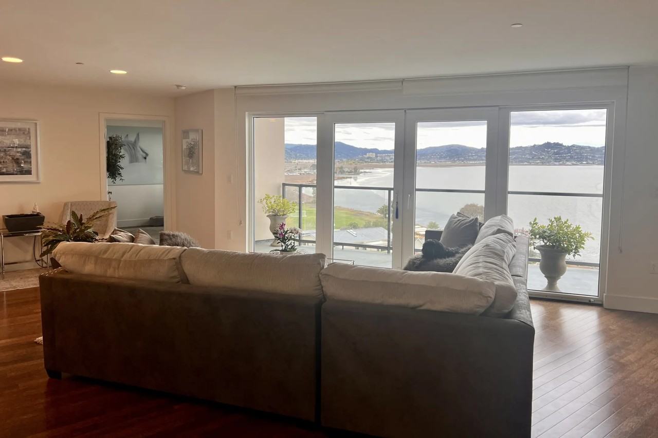 242 Upland Cir - Photo 2 of 9