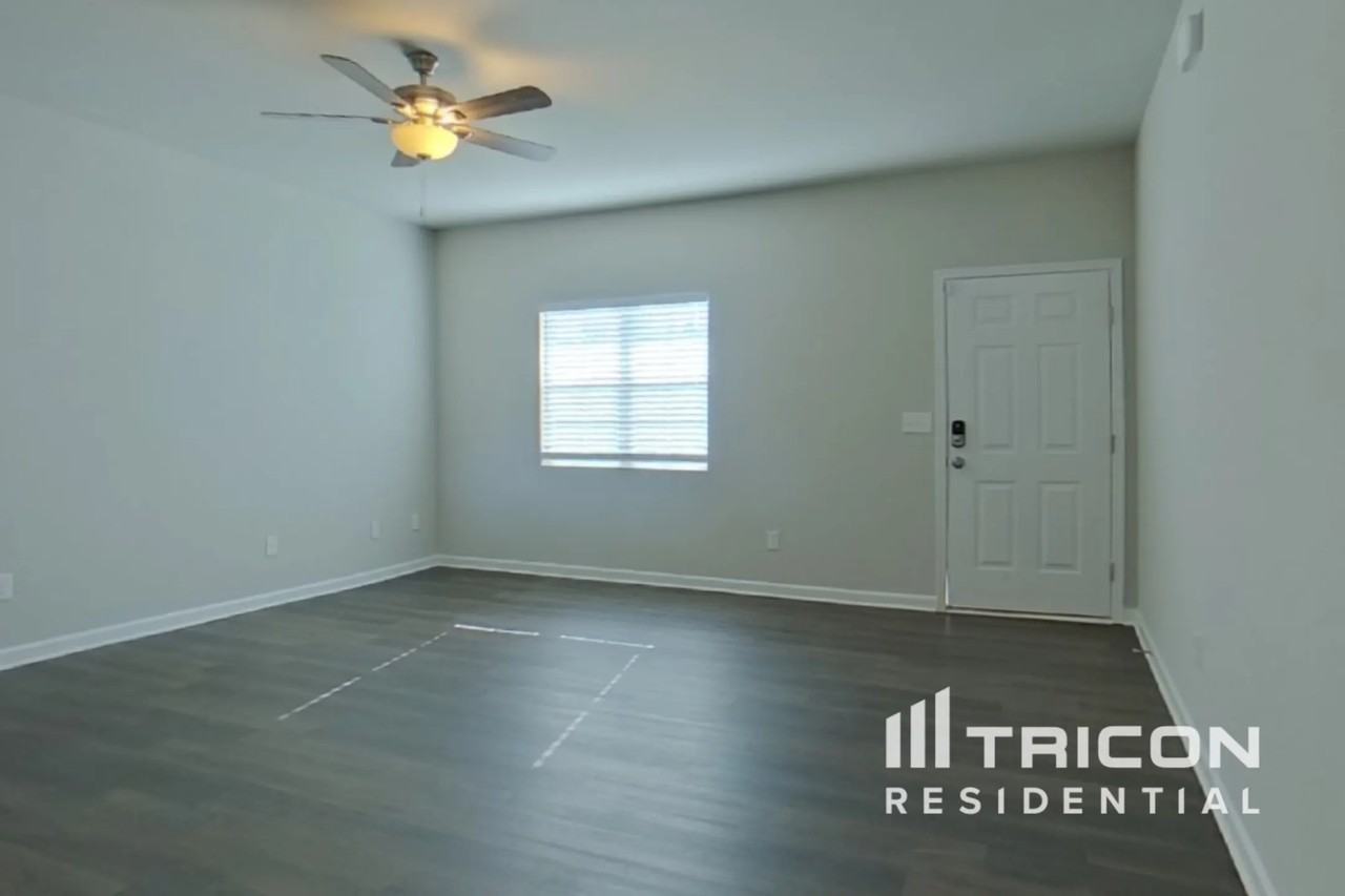 114 Highland Dr - Photo 3 of 16