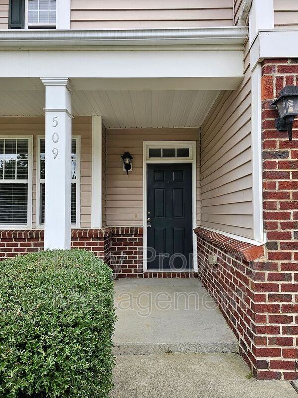 509 Hilltop View St - Photo 2 of 28