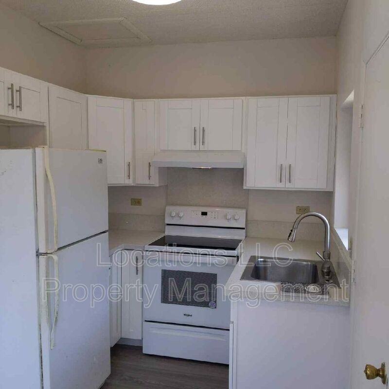 1142 17th Ave #A - Photo 2 of 4