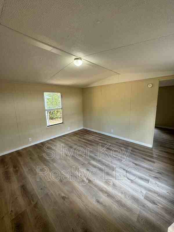 250 County Rd #15 - Photo 3 of 8