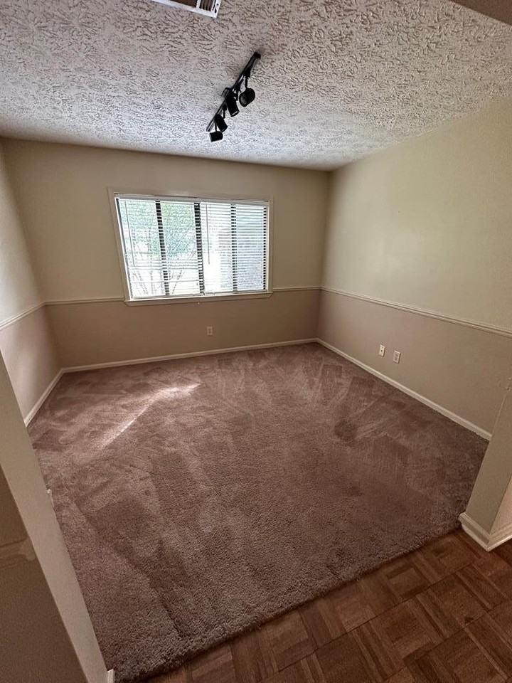 205 Todd St - Photo 6 of 25