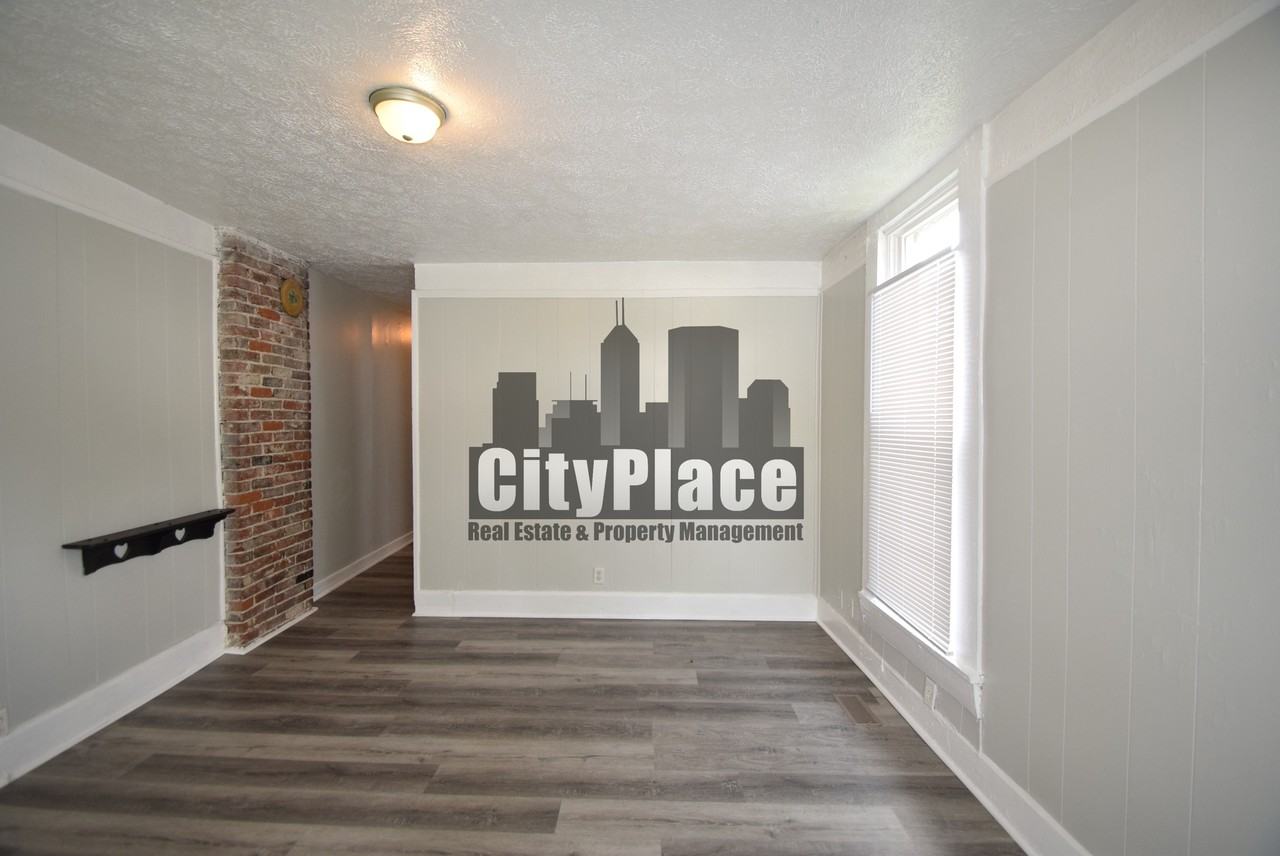 1319 W 27th St - Photo 6 of 14