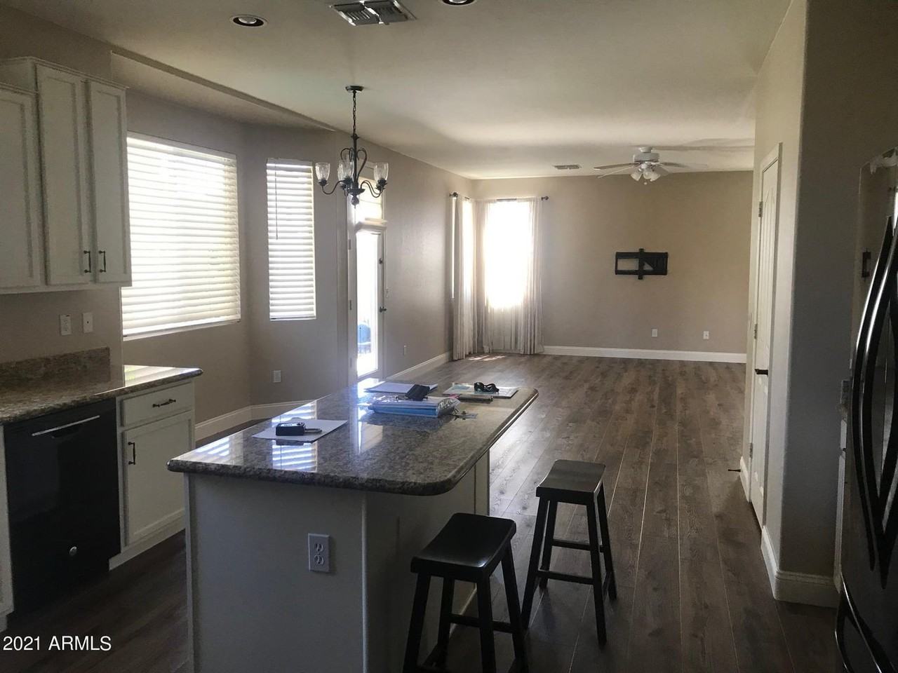 2862 E Santa Rosa Dr - Photo 6 of 34