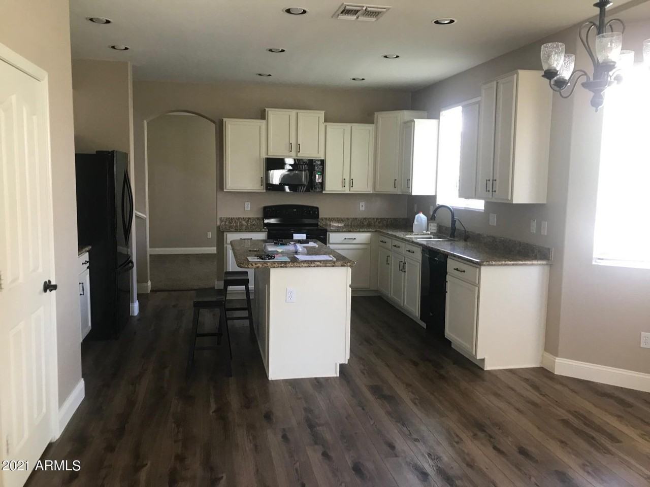 2862 E Santa Rosa Dr - Photo 7 of 34