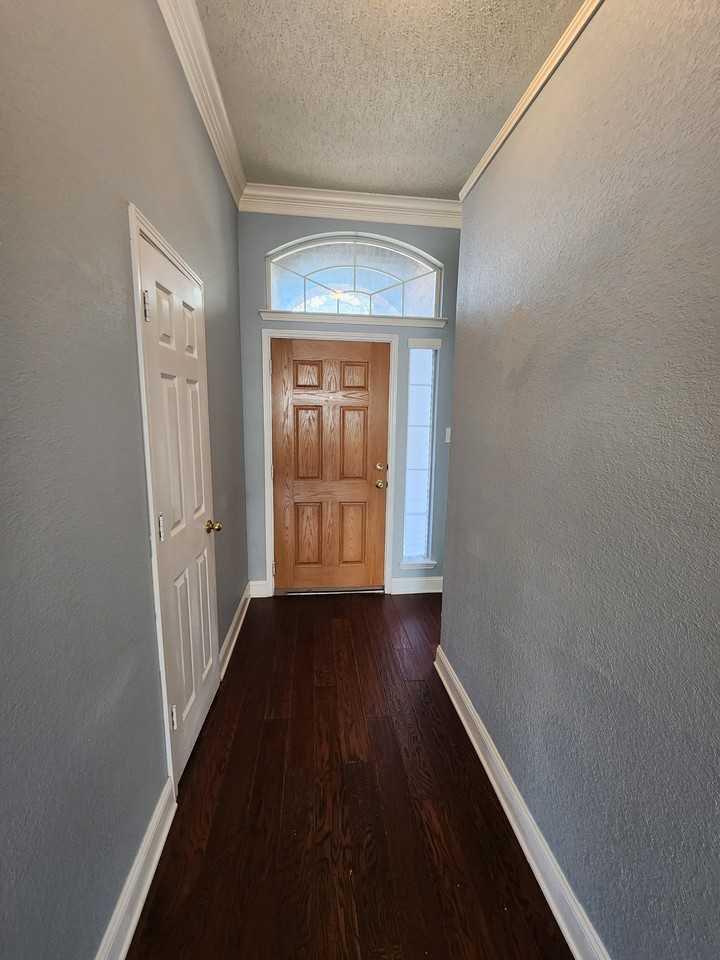 4709 Grainger Trl - Photo 2 of 20