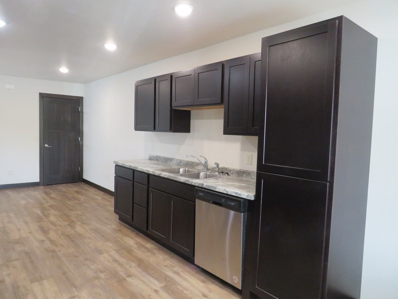 5294 Christopher Dr - Photo 3 of 10