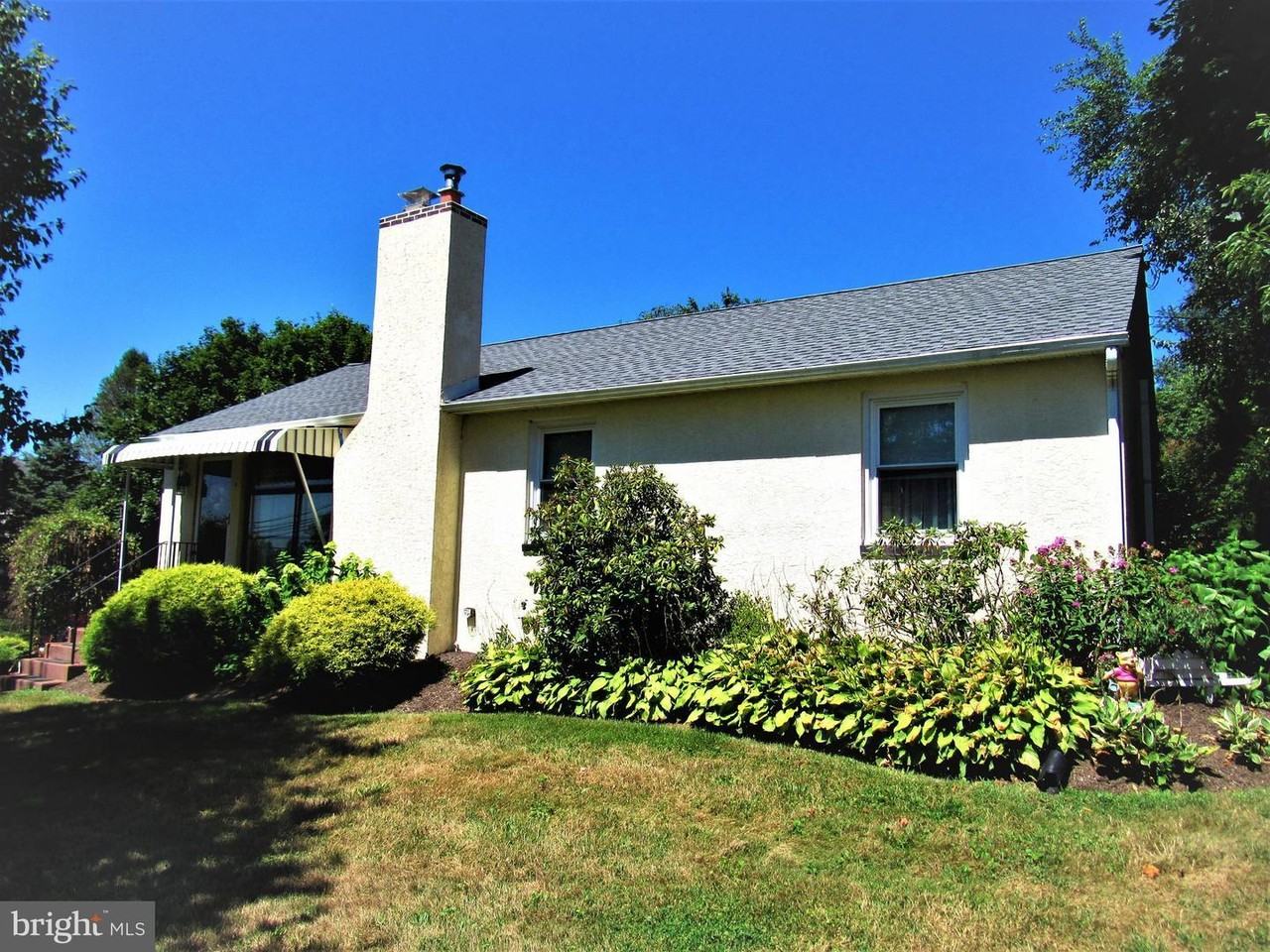 1108 Spencer Rd - Photo 2 of 12