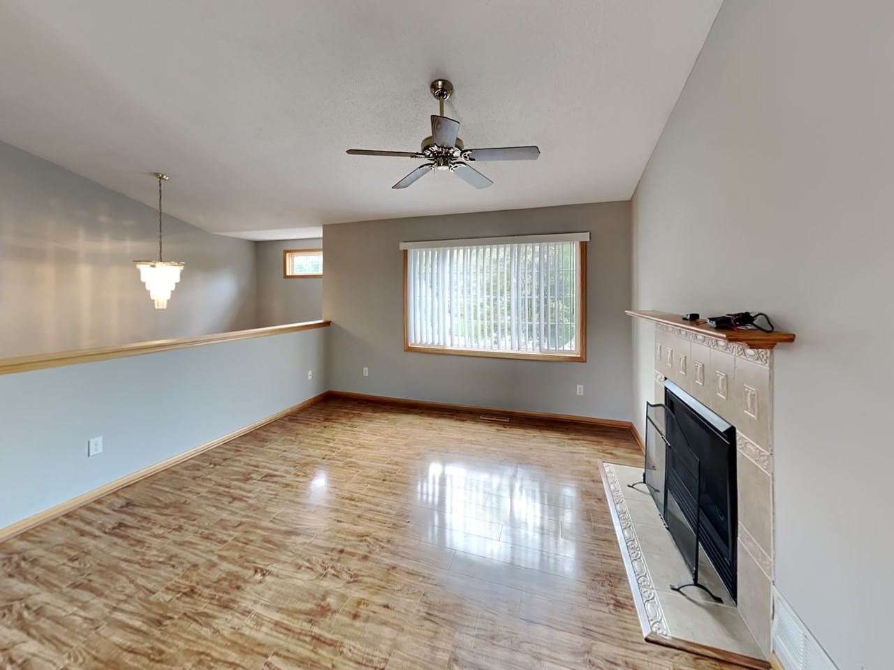 18786 Embers Ave - Photo 3 of 25