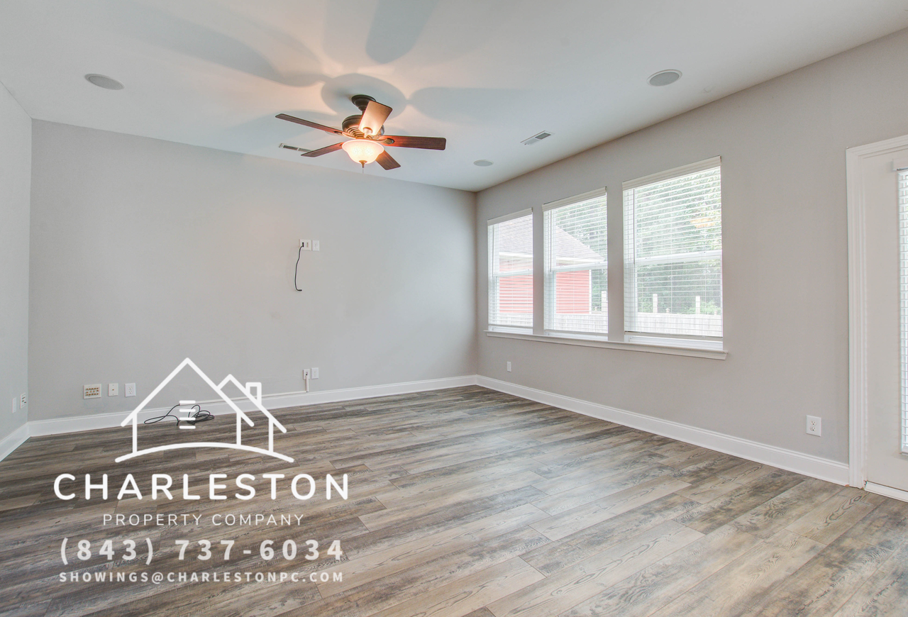 254 Woodbrook Way - Photo 3 of 32