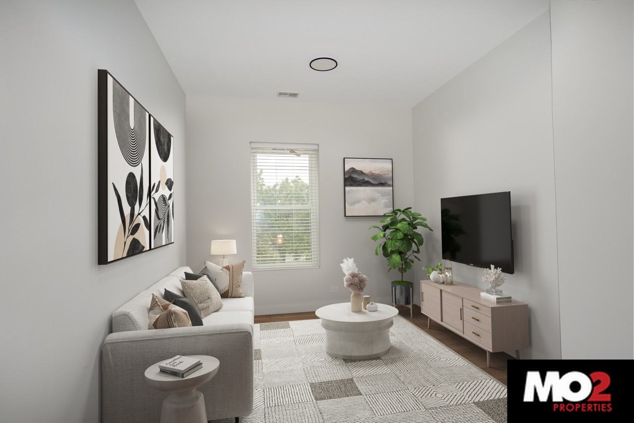 3113 W Logan Blvd #C - Photo 2 of 7