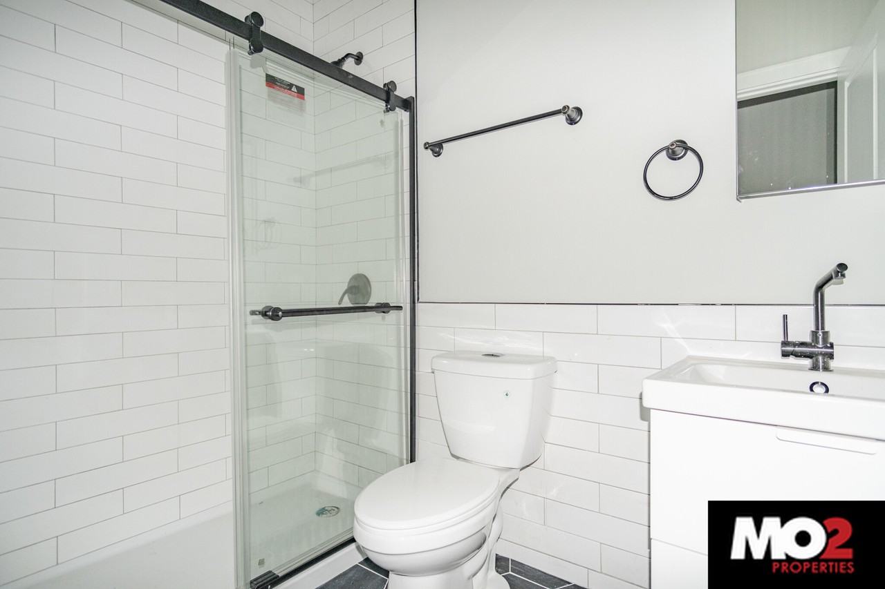 3113 W Logan Blvd #C - Photo 5 of 7