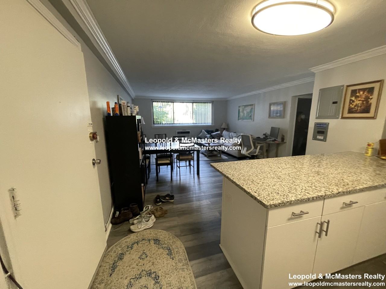 519 Washington St #A - Photo 3 of 11