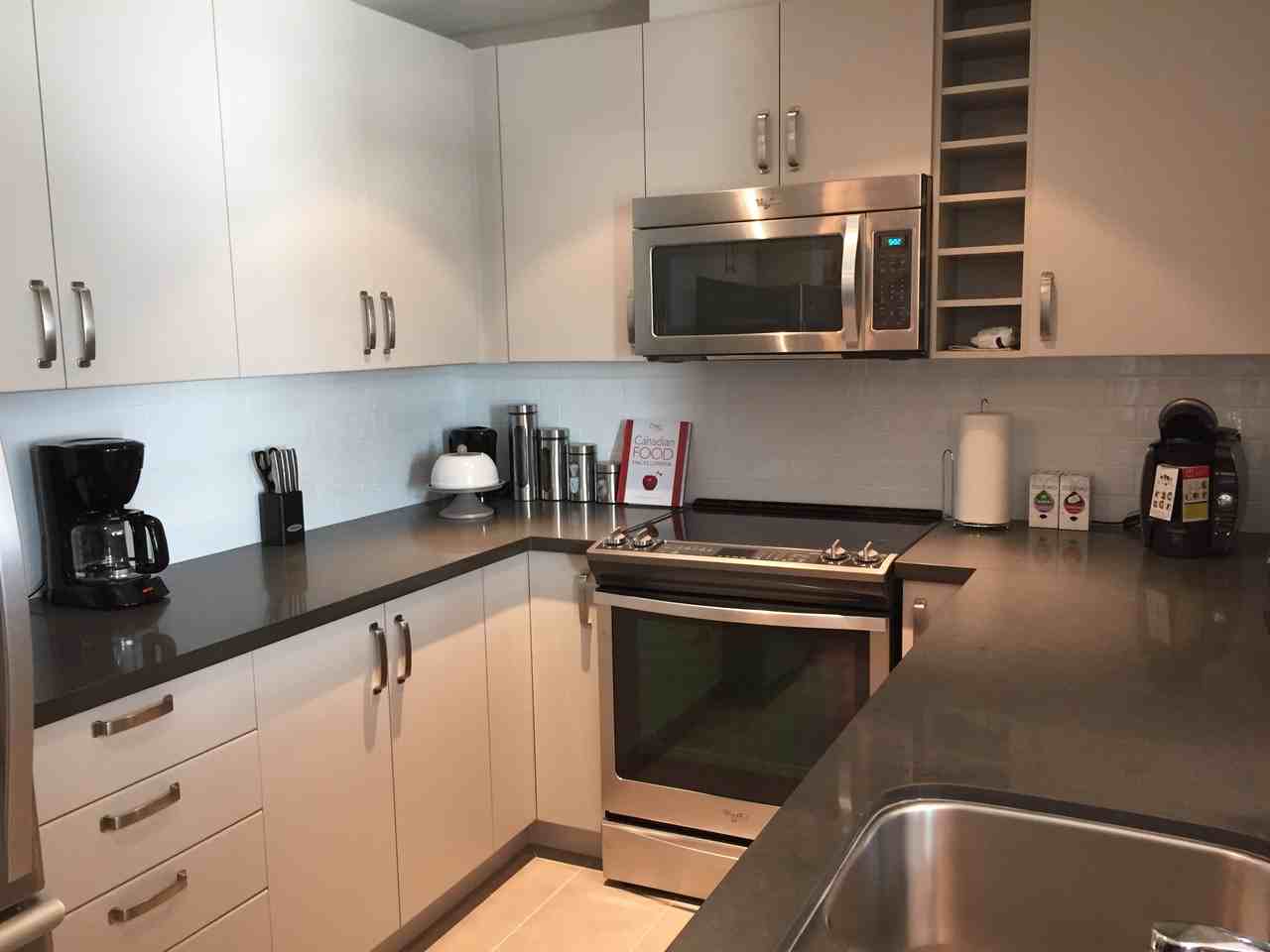215 West 1st Street #301 - Photo 4 of 17