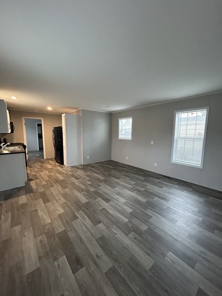 2366 Harbor Dr #75 - Photo 5 of 14