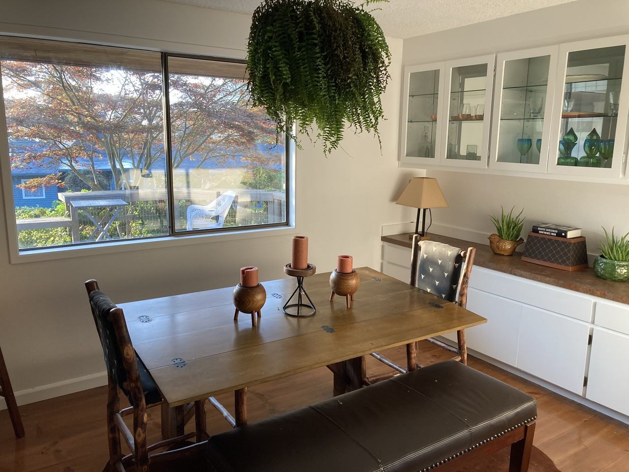 433 Klickitat Drive - Photo 4 of 19