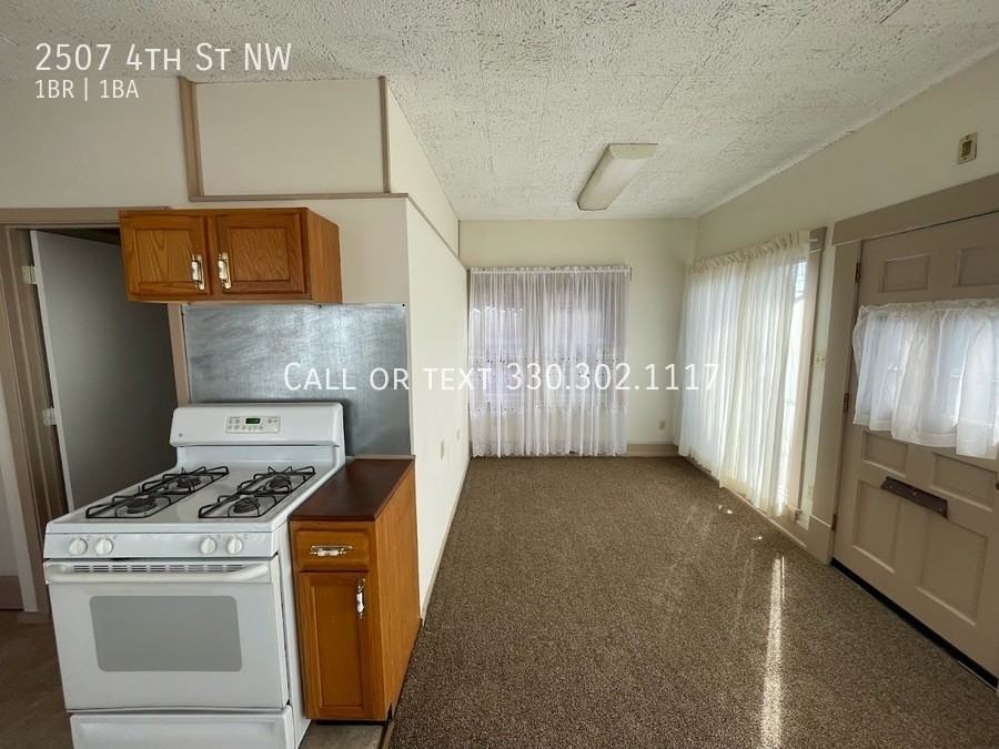 2507 4th St Nw - Photo 3 of 12