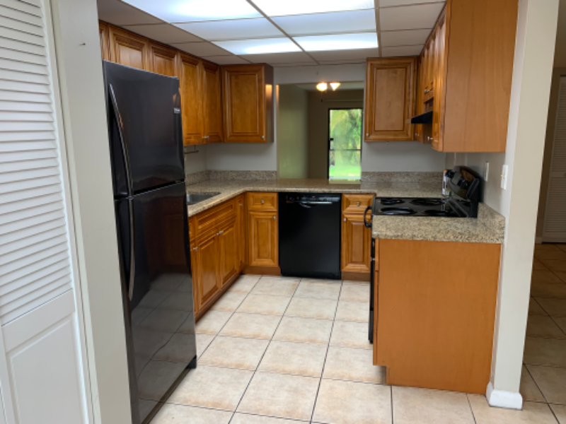 964 Morningside Dr #964 - Photo 2 of 12