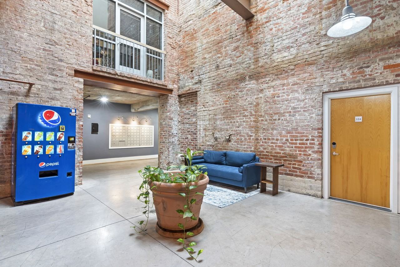 Atrium Lofts at Cold Storage - Photo 4 of 50