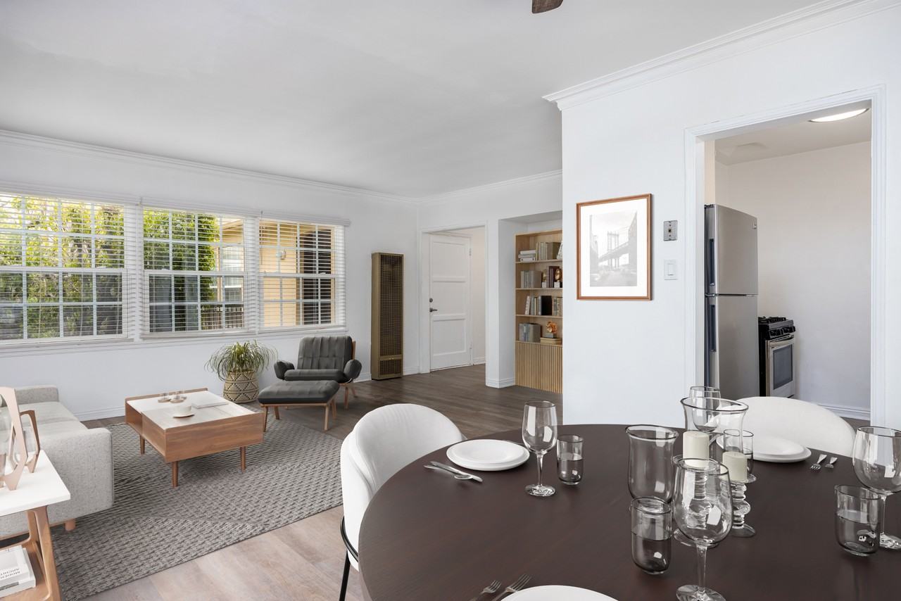 421 N. Doheny Drive - Photo 3 of 12