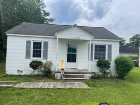 2108 Thompson Dr #B - Photo 1 of 1