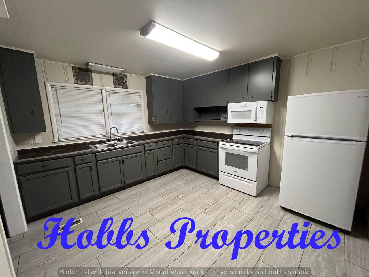 1601 Florence St #1 - Photo 3 of 10