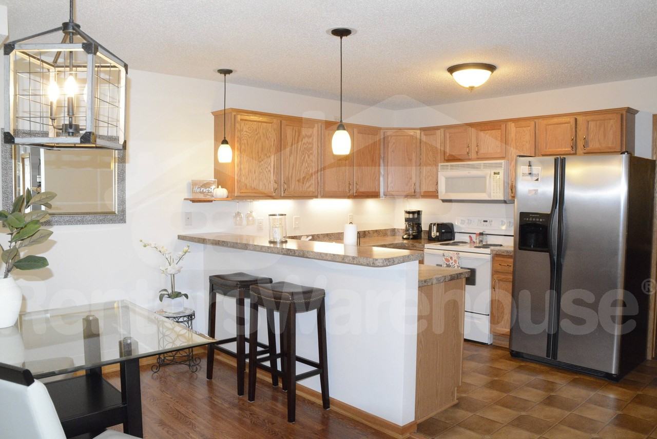 1636 Freedom Ln - Photo 2 of 10